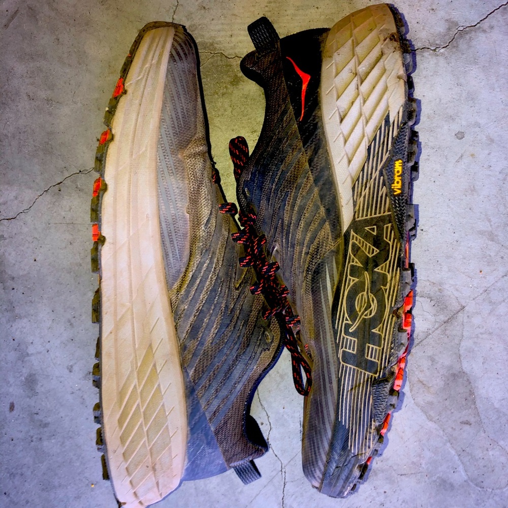 Hoka One One Speedgoat 4 size 11
